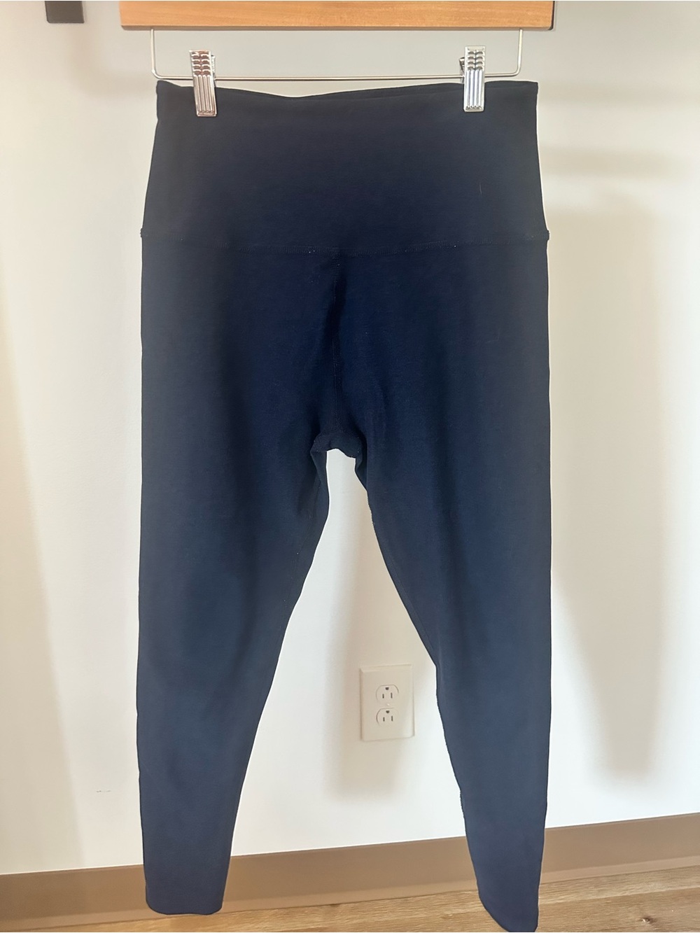 Beyond Yoga Caught in the Midi high waist leggings